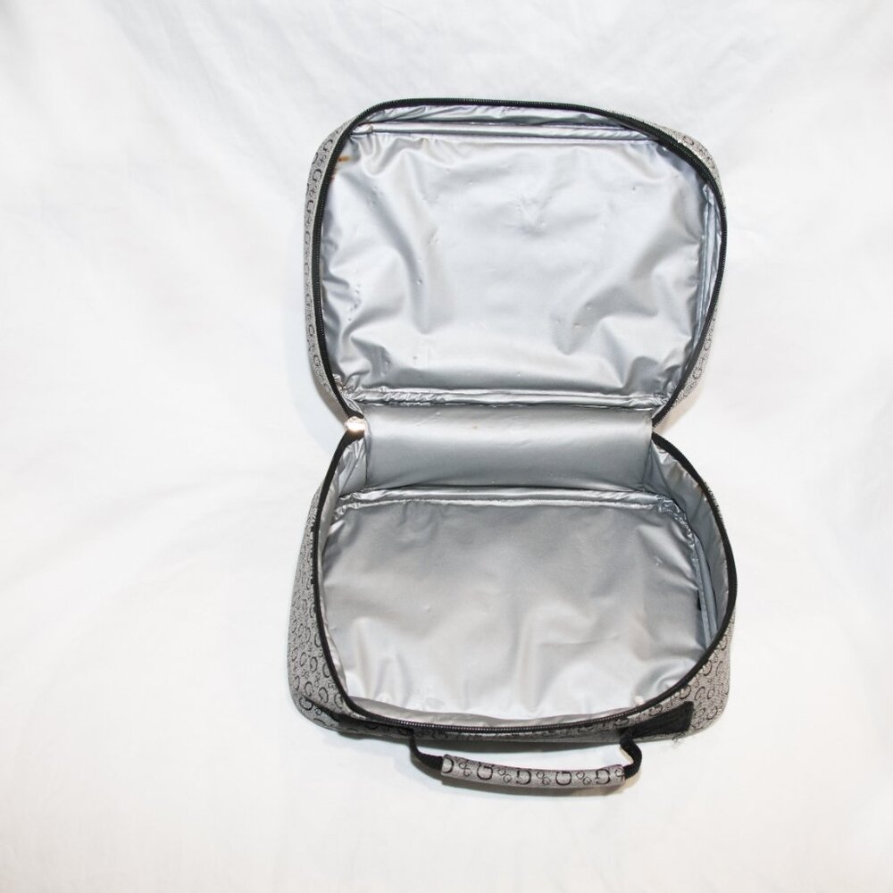 Guess Lunchbag - Picture 4 of 5